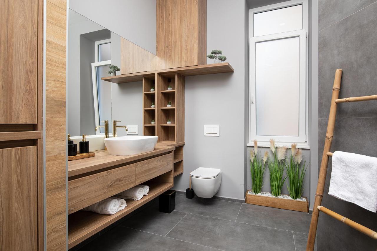 Grand Munz Apartment Pula Ngoại thất bức ảnh